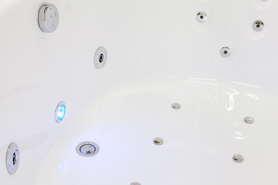 Whirlpool VILLA SABRINA weiss 1,6x1,6 m Vollausstattung Wasserfall Bachlauf umlaufend