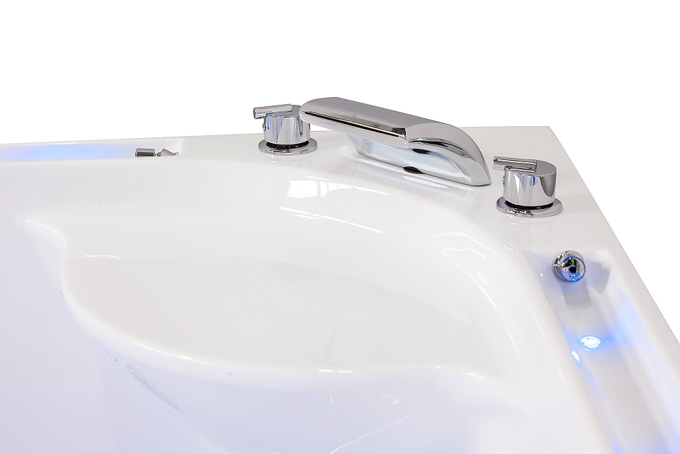 Whirlpool VILLA SABRINA weiss 1,6x1,6 m Vollausstattung Wasserfall Bachlauf umlaufend